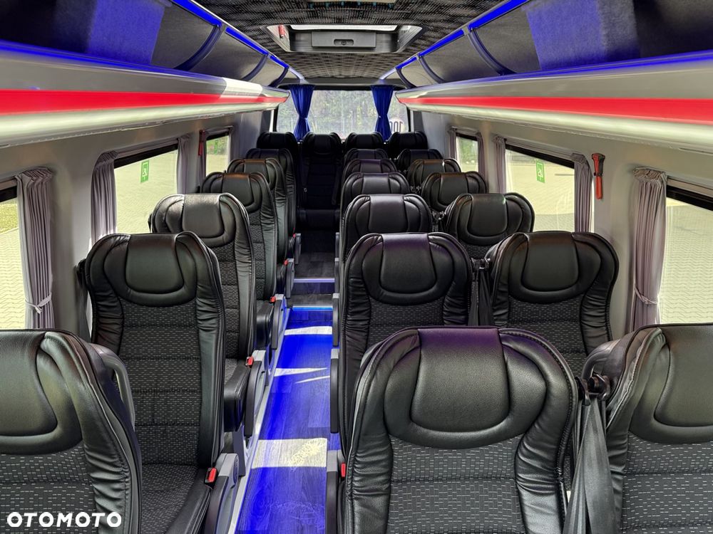 Mercedes-Benz Sprinter 519 3.0 V6 24 miejsca turystyczny - 17