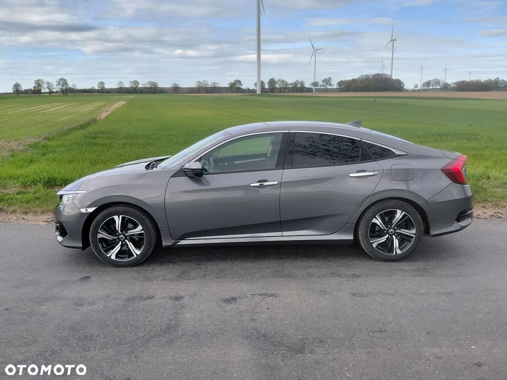 Honda Civic 1.5 i-VTEC Turbo Elegance - 12