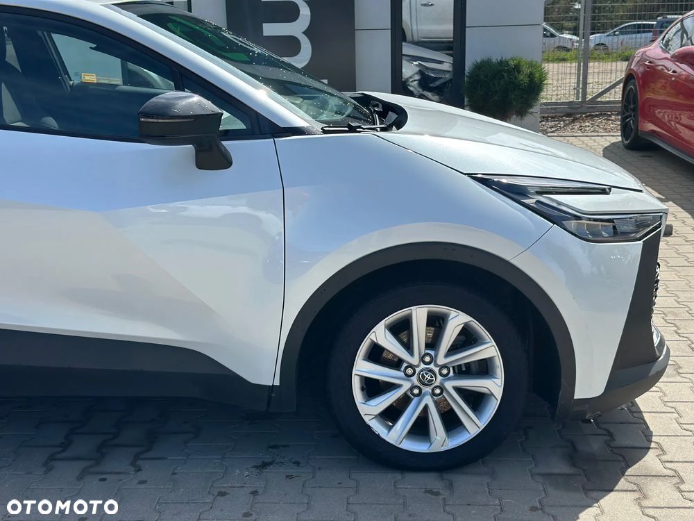 Toyota C-HR - 4