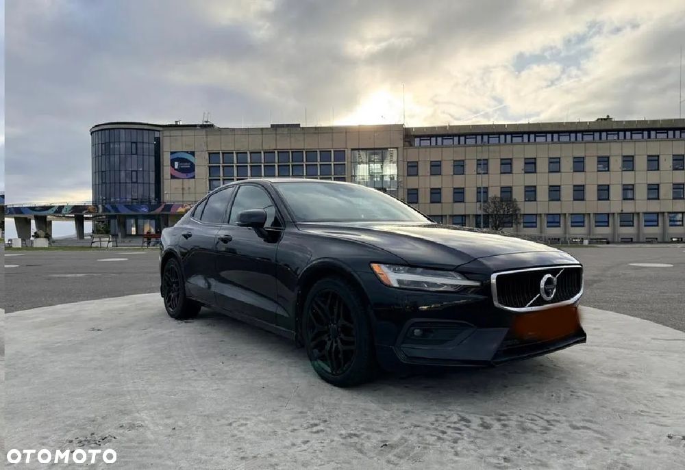 Volvo S60 T6 AWD Momentum Pro - 2
