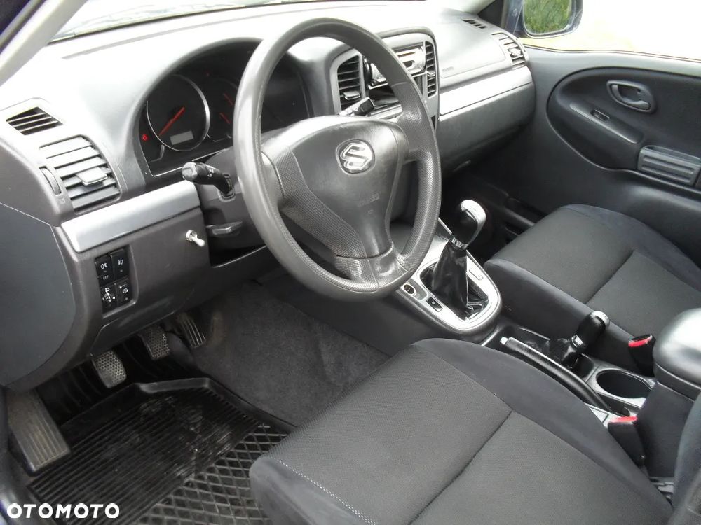 Suzuki Grand Vitara 2.0 HDi - 6