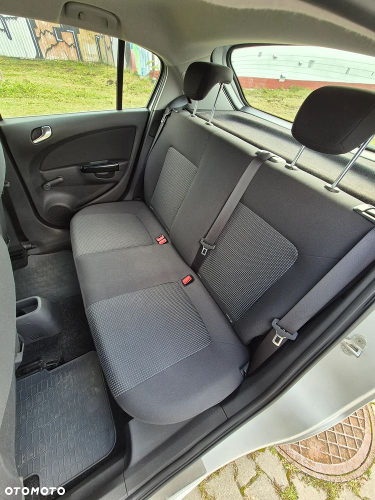 Opel Corsa - 18
