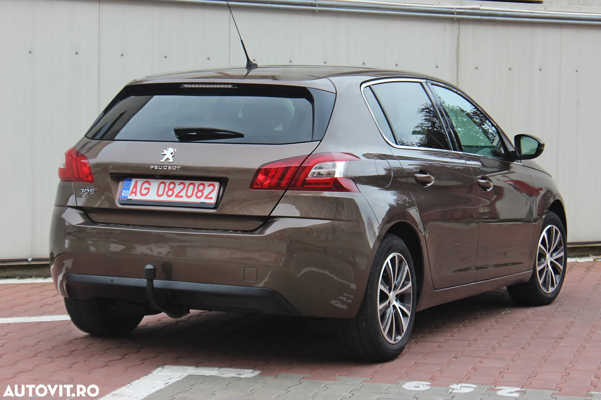 Peugeot 308 1.2 L PureTech Turbo Access - 11
