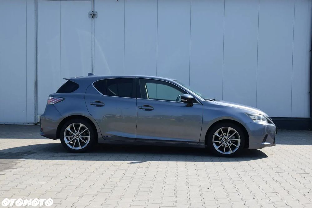 Lexus CT 200h Elite - 3