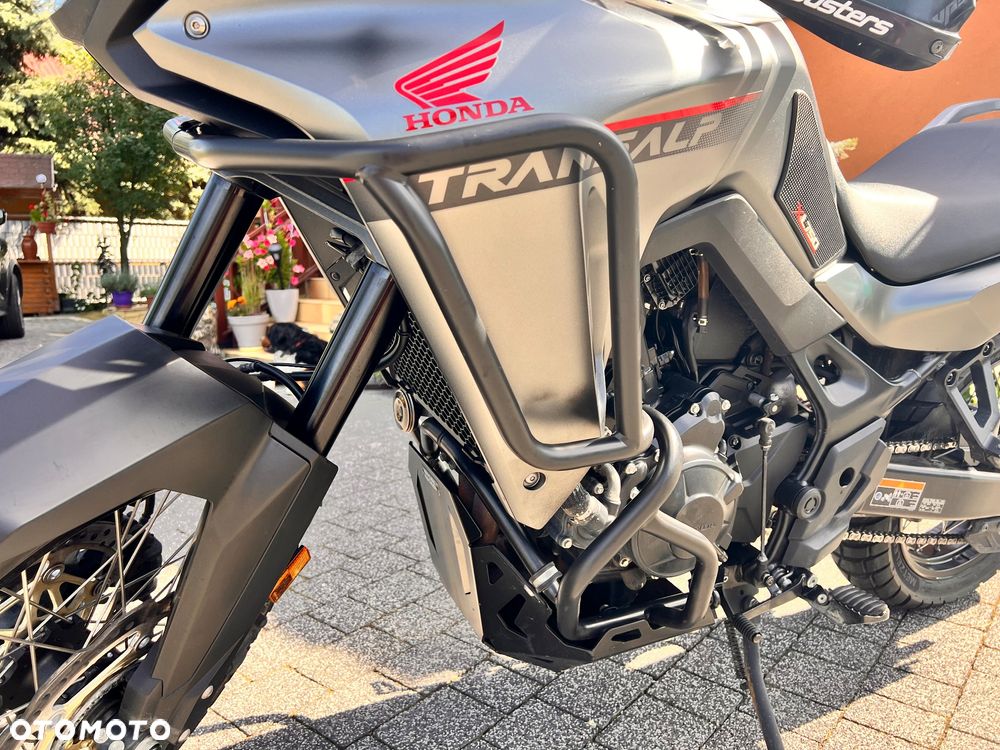 Honda Transalp - 8
