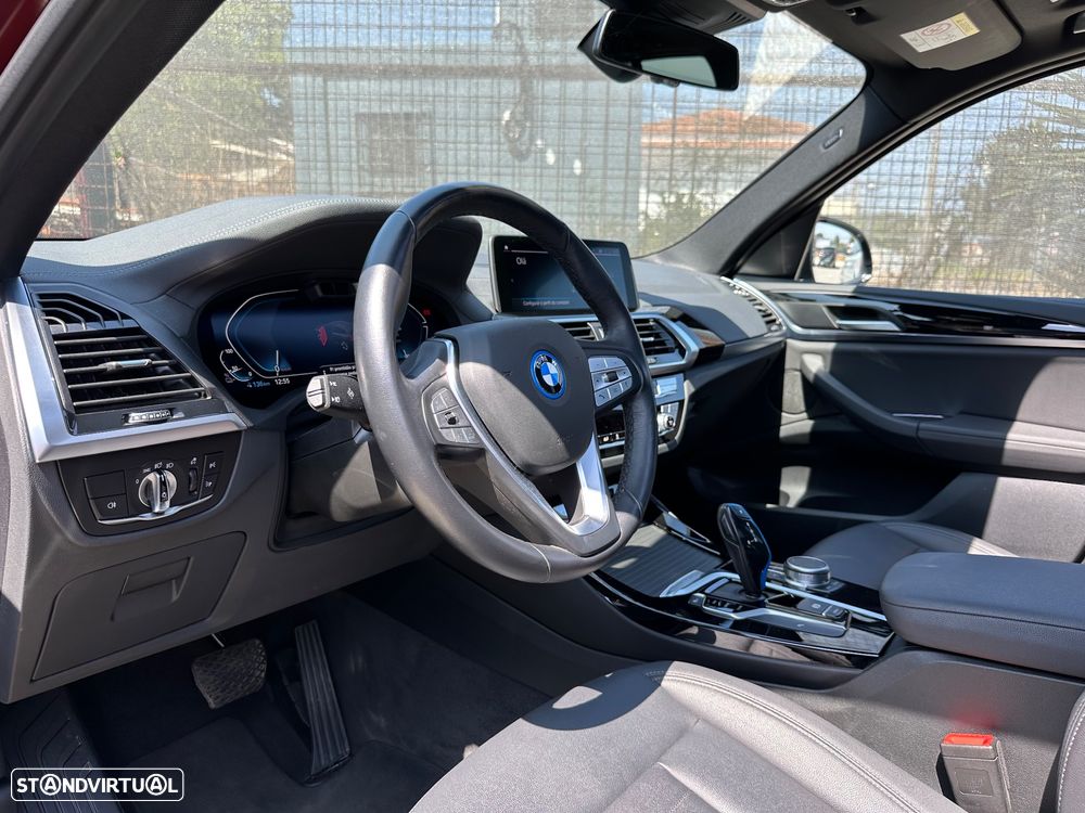 BMW iX3 Inspiring - 7