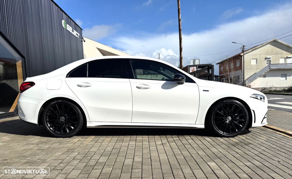 Mercedes-Benz A 250 e 8G-DCT Edition AMG Line - 4