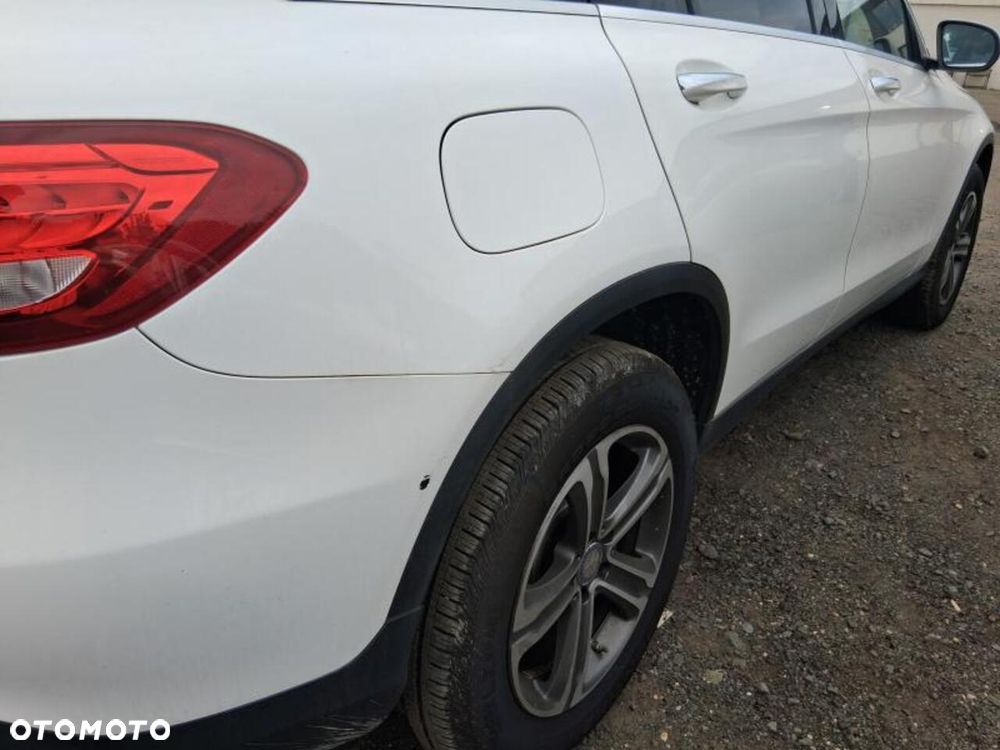 Mercedes-Benz GLC - 13