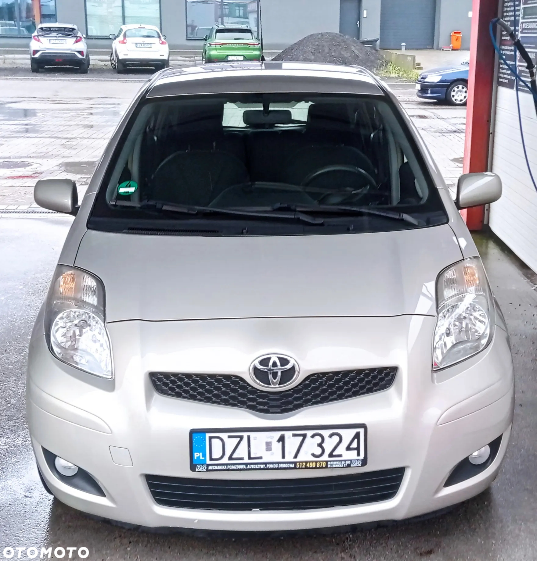 Toyota Yaris - 6