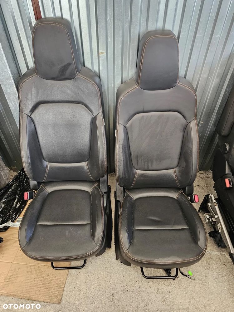 KOMPLET FOTELI FOTEL DACIA SPRING - 2