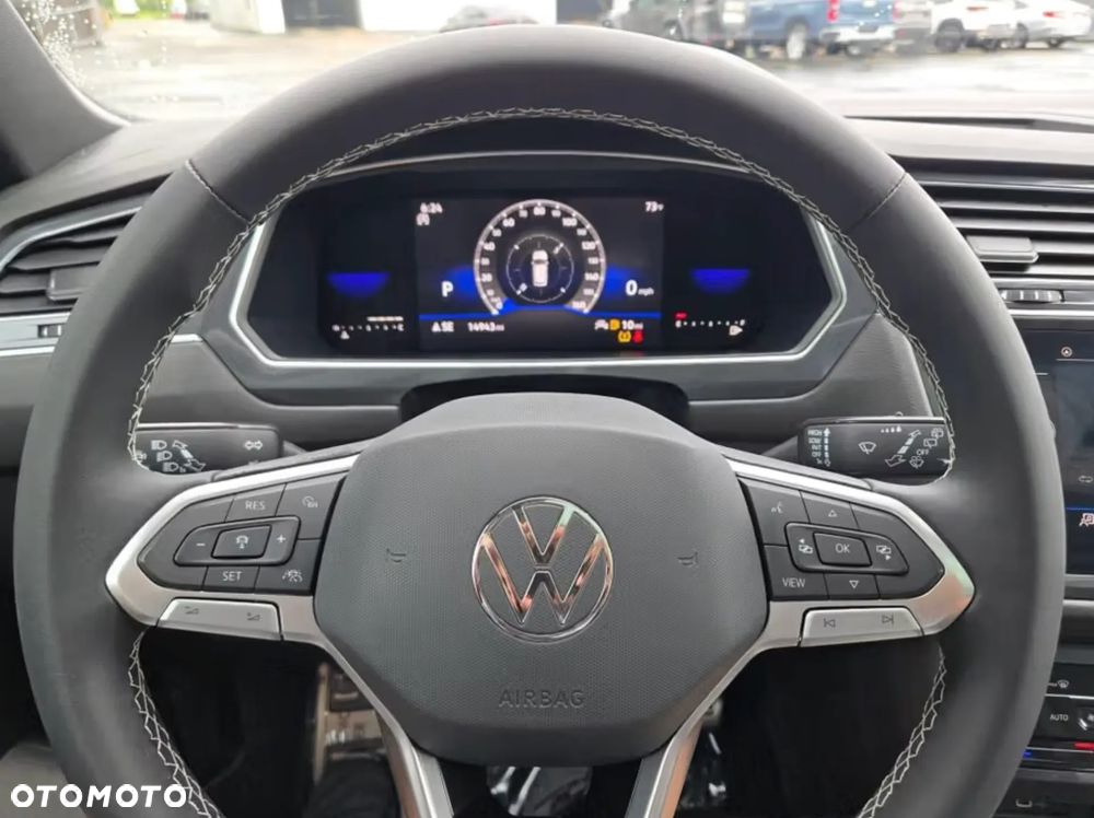 Volkswagen Tiguan - 22