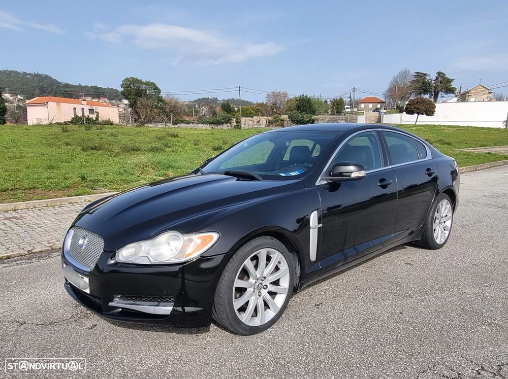 Jaguar XF 2.7 D V6 Premium Luxury - 1