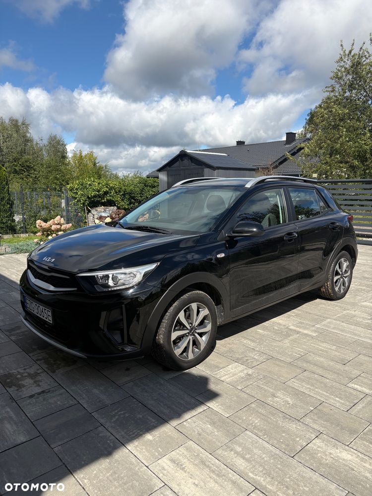 Kia Stonic 1.2 M - 1