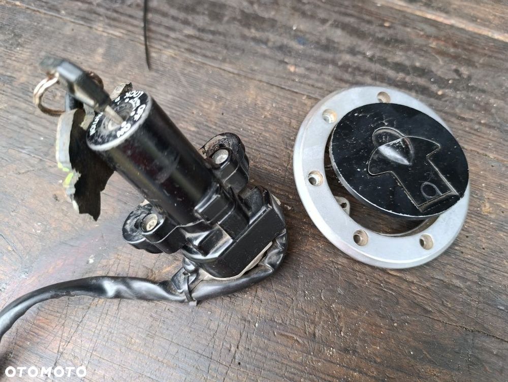 Zestaw startowy Kawasaki ZZR 600 stacyjka korek wlewu paliwa kluczyki - 6