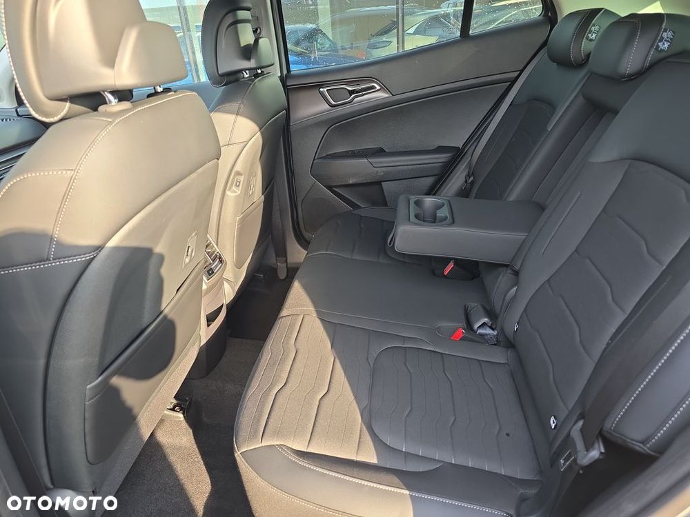 Kia Sportage 1.6 T-GDI HEV L 2WD - 11