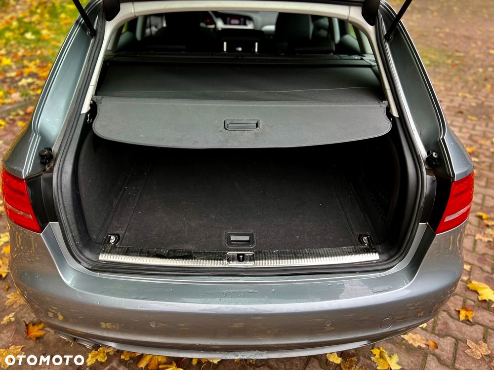 Audi A4 Avant 2.0 TDI DPF quattro S line Sportpaket (plus) - 10