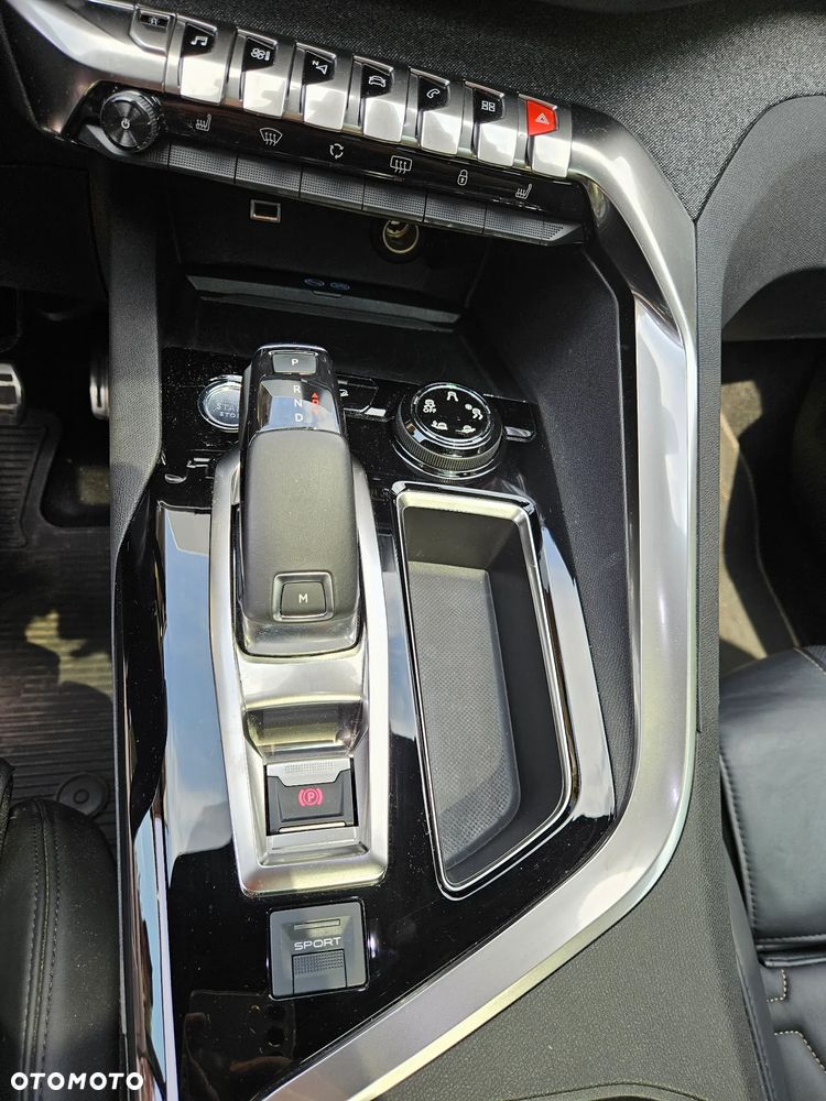 Peugeot 3008 PureTech 180 Stop & Start GPF EAT8 GT - 17