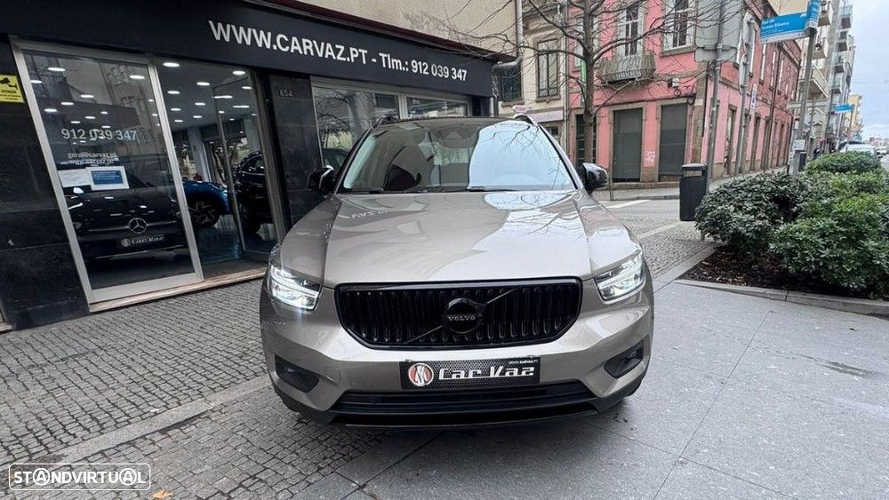 Volvo XC 40 1.5 T5 PHEV Momentum Plus - 3