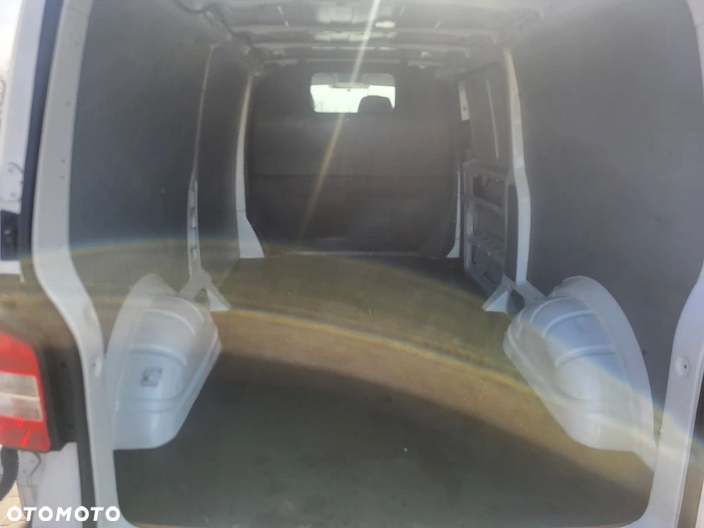 Volkswagen Transporter - 31