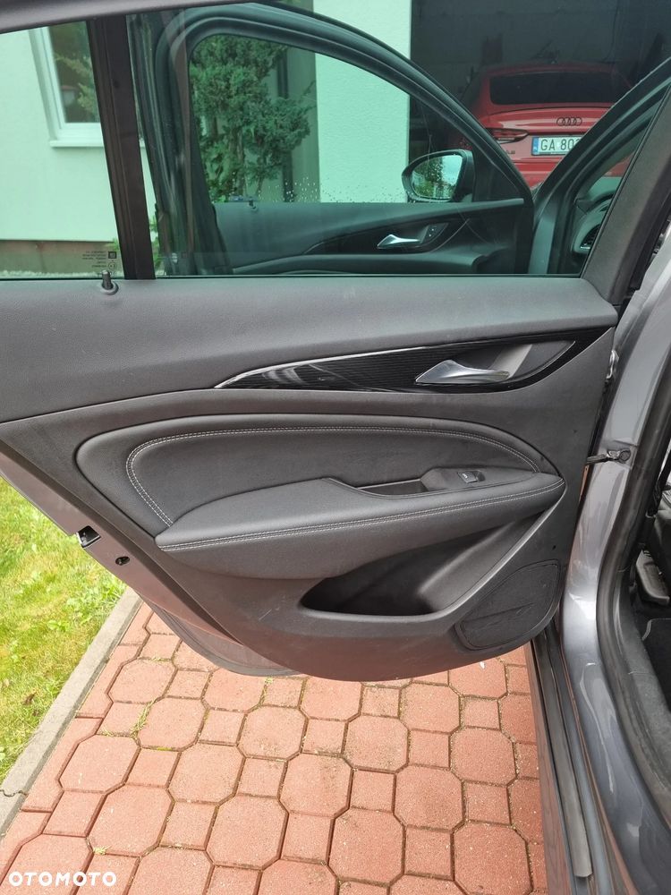 Opel Insignia 2.0 T 4x4 Elite S&S - 16