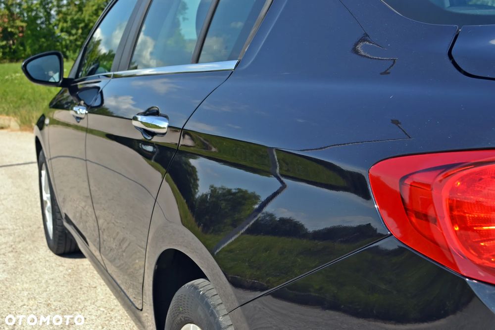 Fiat Tipo - 12