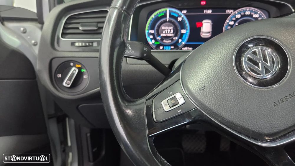 VW e-Golf Standard - 36