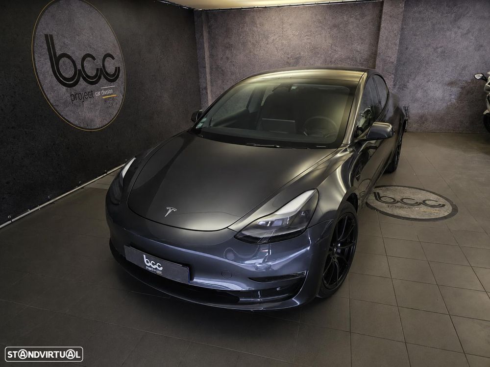 Tesla Model 3 Long-Range Dual Motor AWD