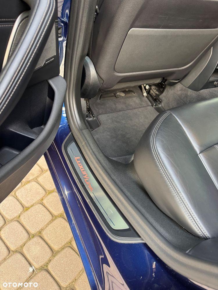 BMW Seria 5 520d xDrive Luxury Line - 17
