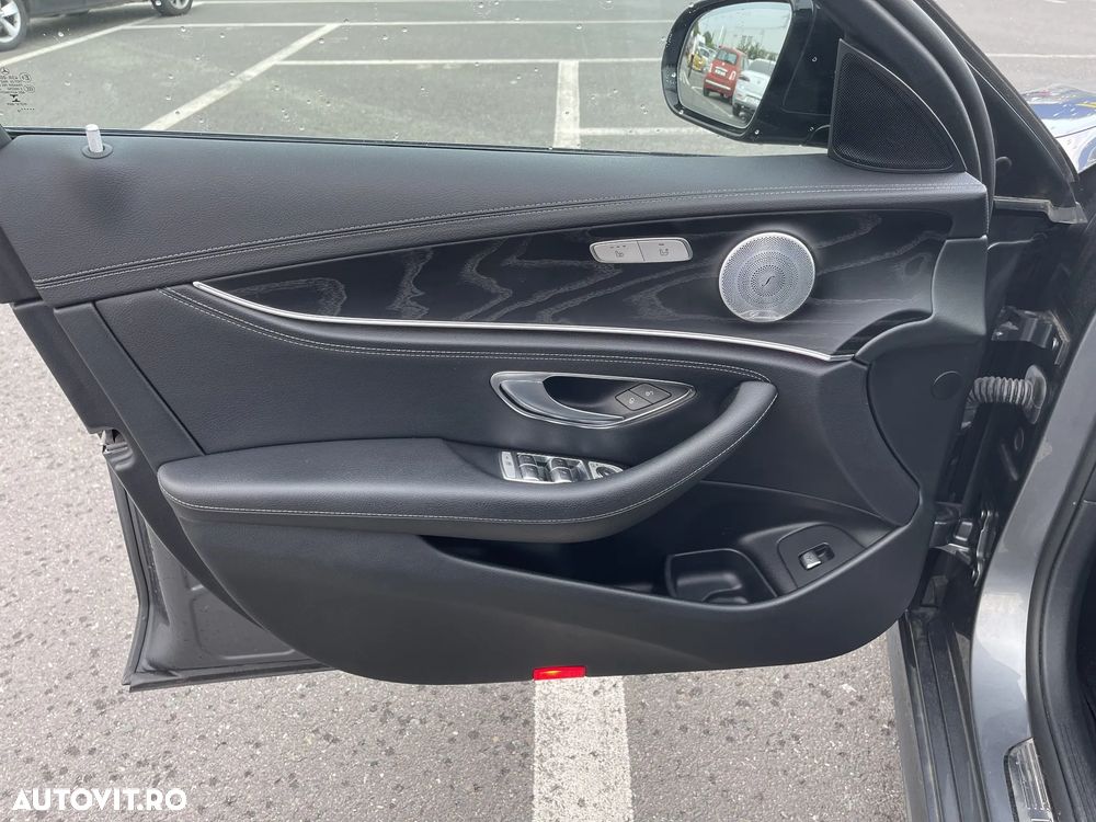 Mercedes-Benz E 250 9G-TRONIC AMG Line - 11