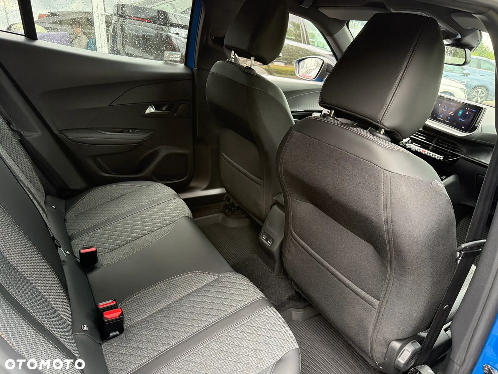 Peugeot 2008 1.2 PureTech Allure S&S EAT8 - 6
