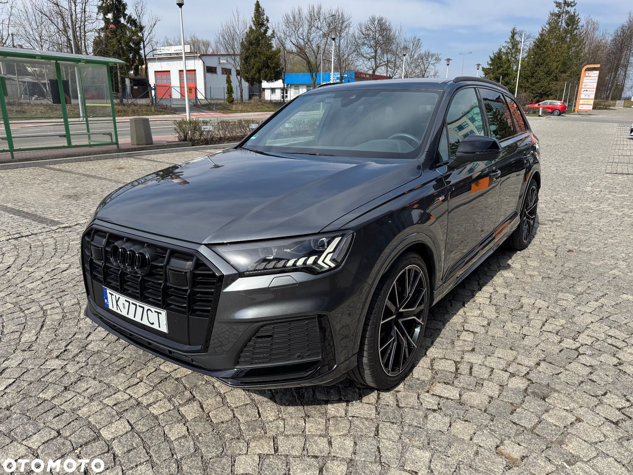 Audi Q7 - 1