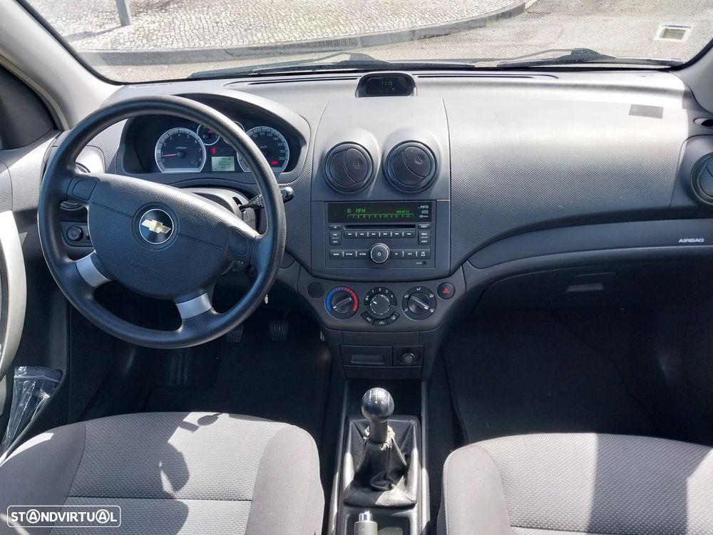 Chevrolet Aveo 1.2 L - 7