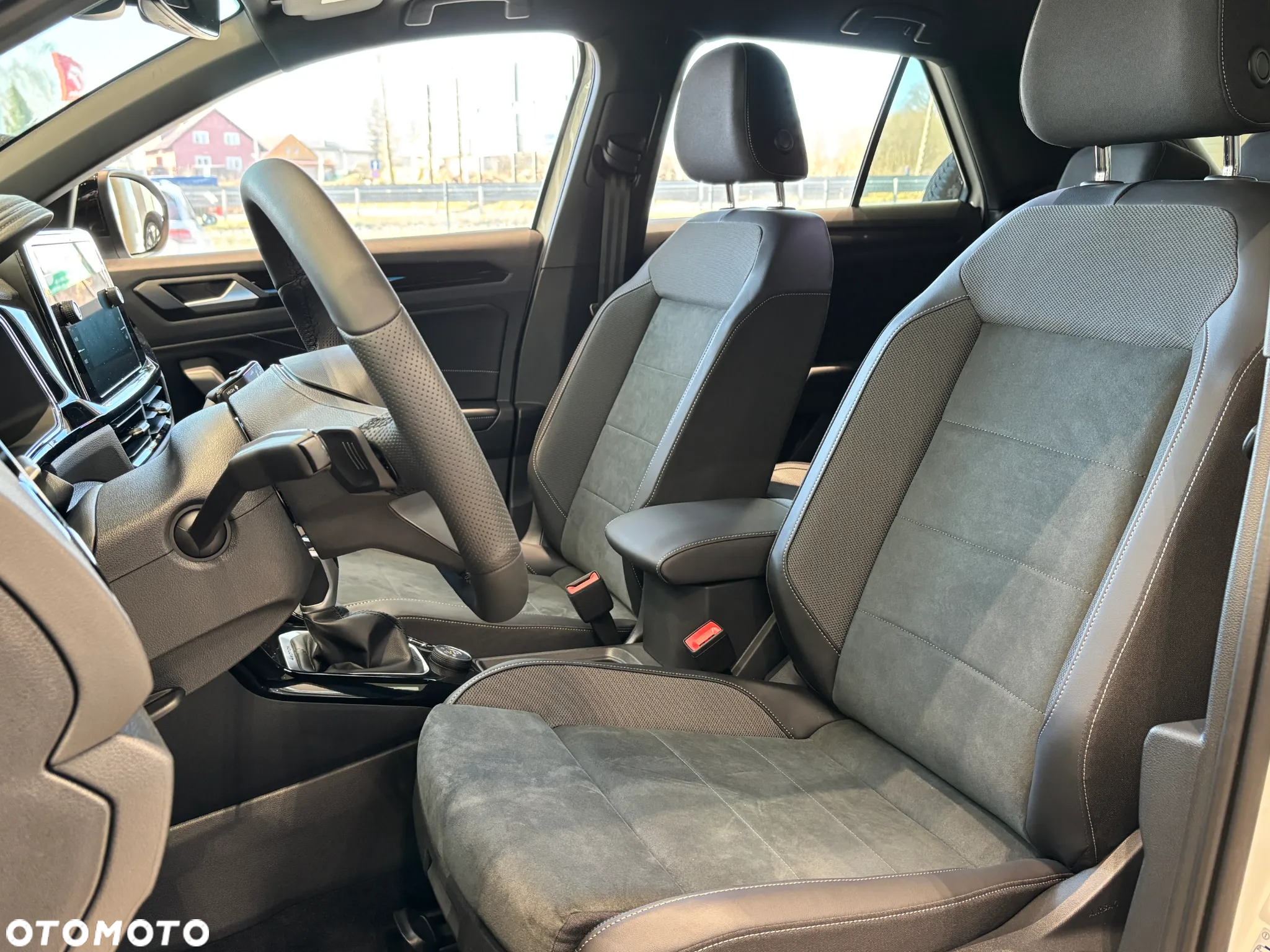 Volkswagen T-Roc 2.0 TSI 4Motion R-Line Plus DSG - 11