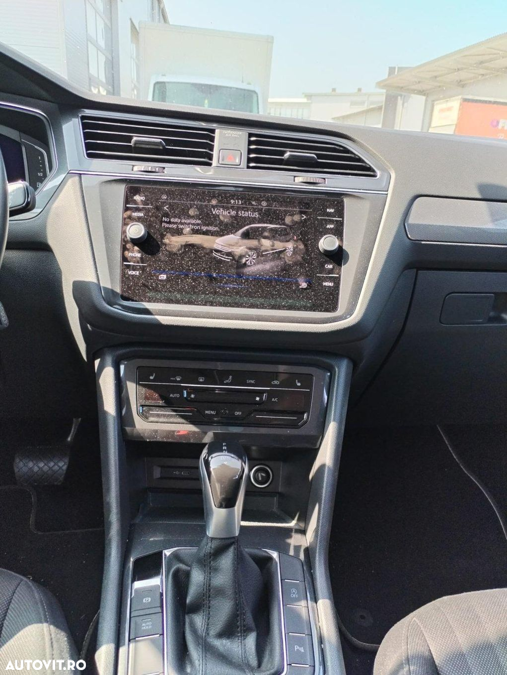 Volkswagen Tiguan - 6