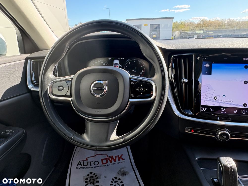 Volvo V60 B3 B Geartronic Momentum Pro - 28