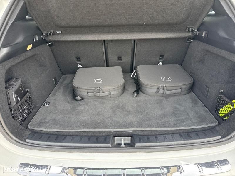Mercedes-Benz EQA 250+ AMG Line - 21