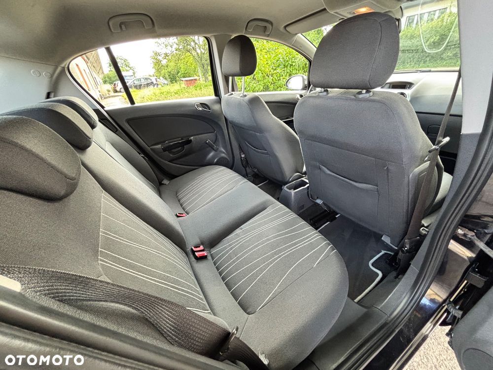 Opel Corsa 1.2 16V - 18