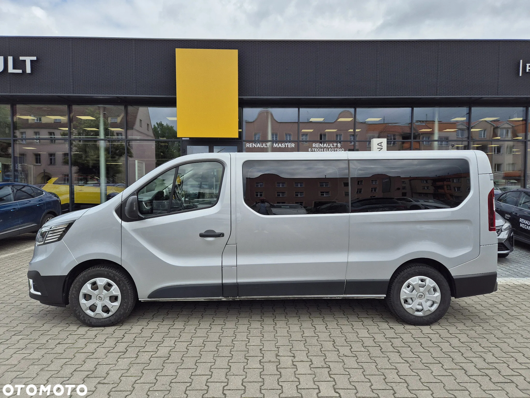 Renault Trafic Kombi 2.0 Blue dCi L2 Equilibre - 2