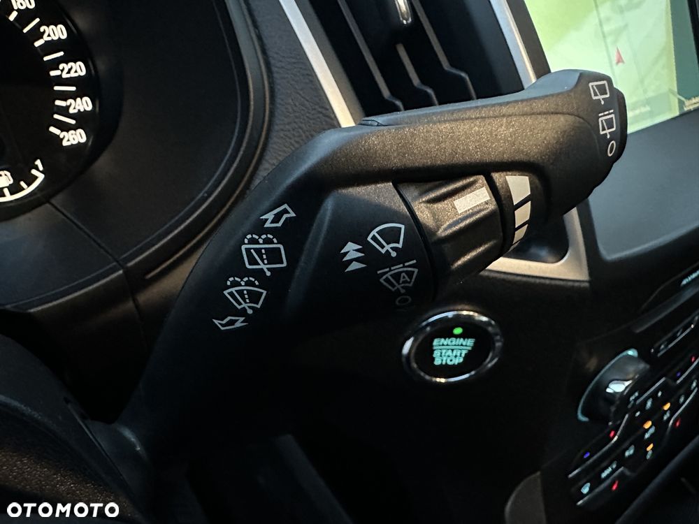 Ford S-Max 2.0 TDCi Titanium PowerShift - 24