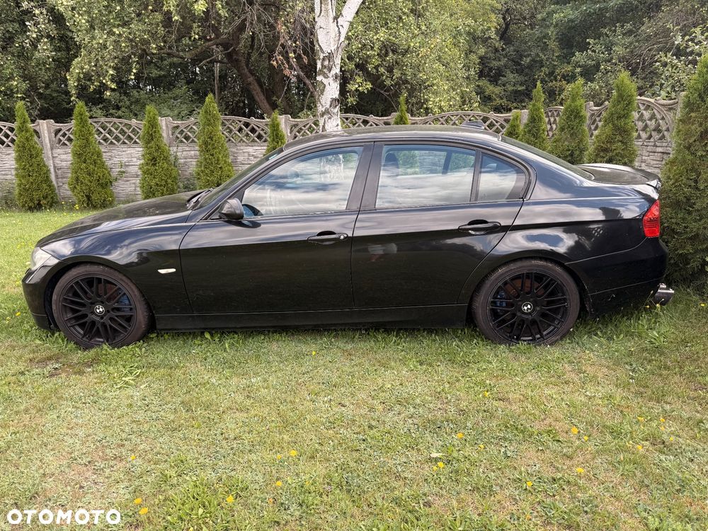 BMW Seria 3 325i - 1