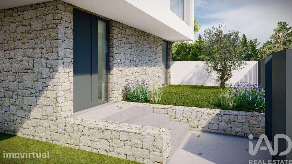 Casa / Villa T4 em São Domingos de Rana de 200,00 m2 - Grande imagem: 2/11