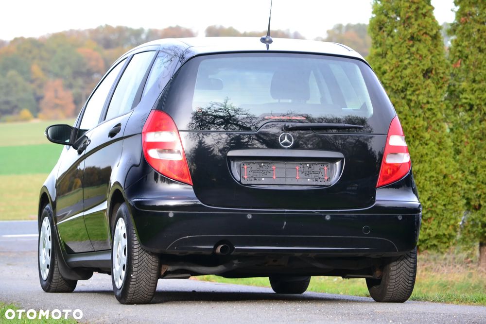 Mercedes-Benz Klasa A 160 BlueEFFICIENCY Avantgarde Special Edition - 9