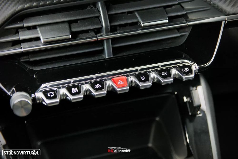 Peugeot 208 1.2 PureTech Active Pack - 24