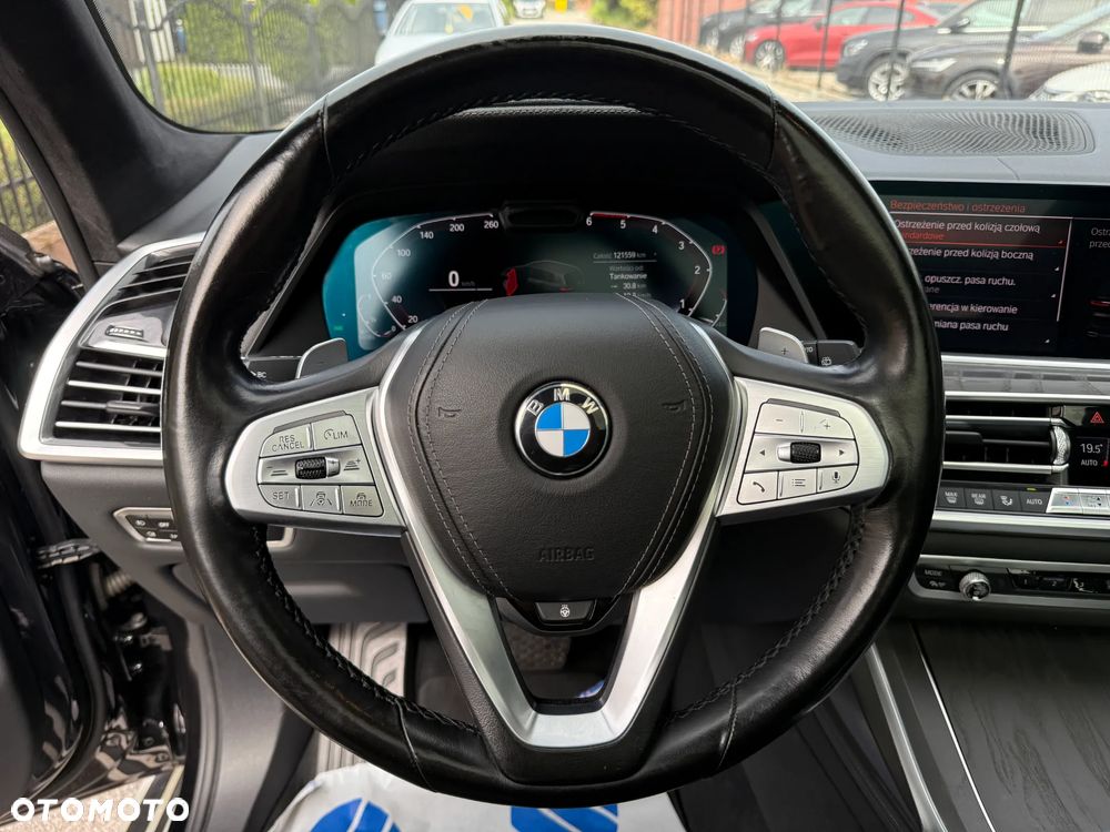 BMW X7 xDrive30d - 23