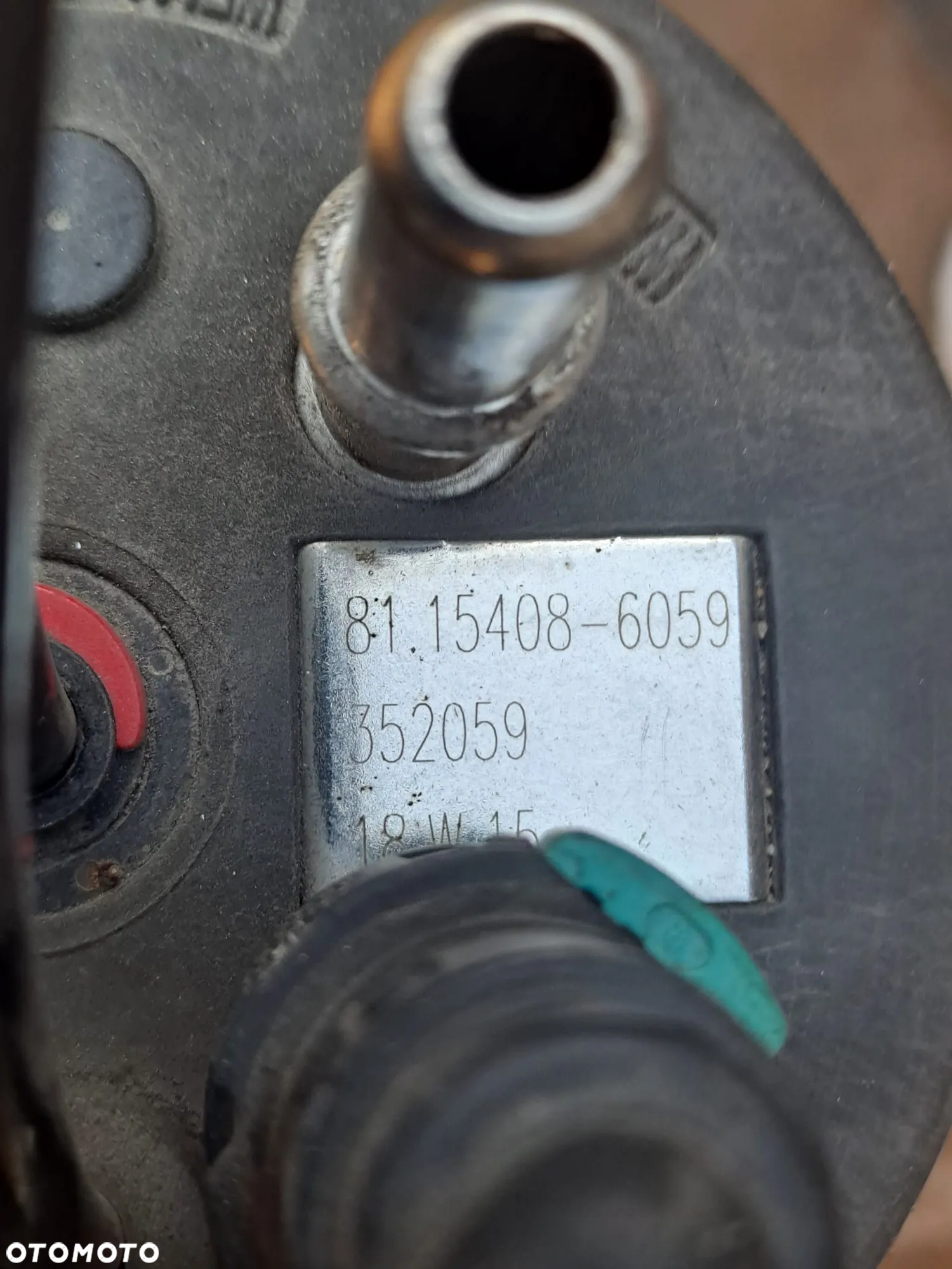 81.15408-6059 352059 CZUJNIK POZIOMU ADBLUE MAN EURO 6 - 2