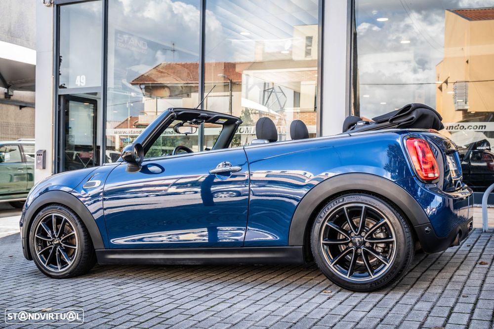 MINI Cabrio Cooper Sidewalk Special Edition - 31