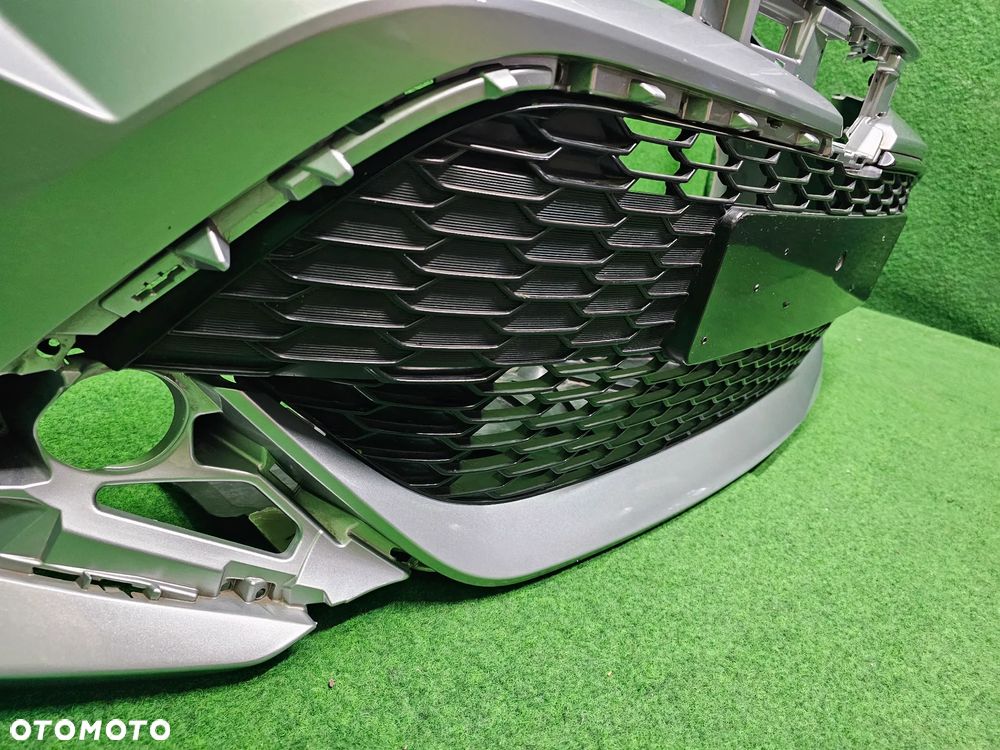 TOYOTA COROLLA E21 ----> ORYGINALNY ZDERZAK PRZEDNI - 9