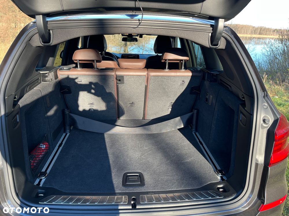 BMW X3 xDrive20d Luxury Line - 15