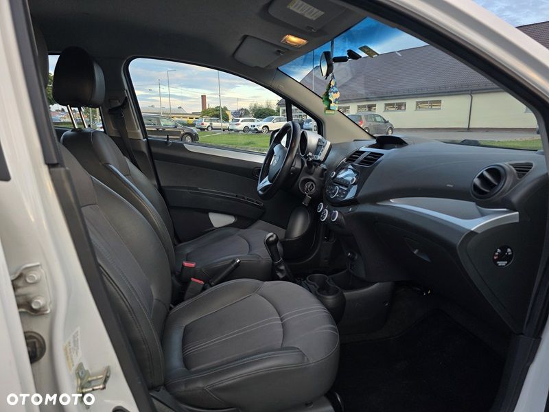 Chevrolet Spark 1.2 LS+ Design - 9
