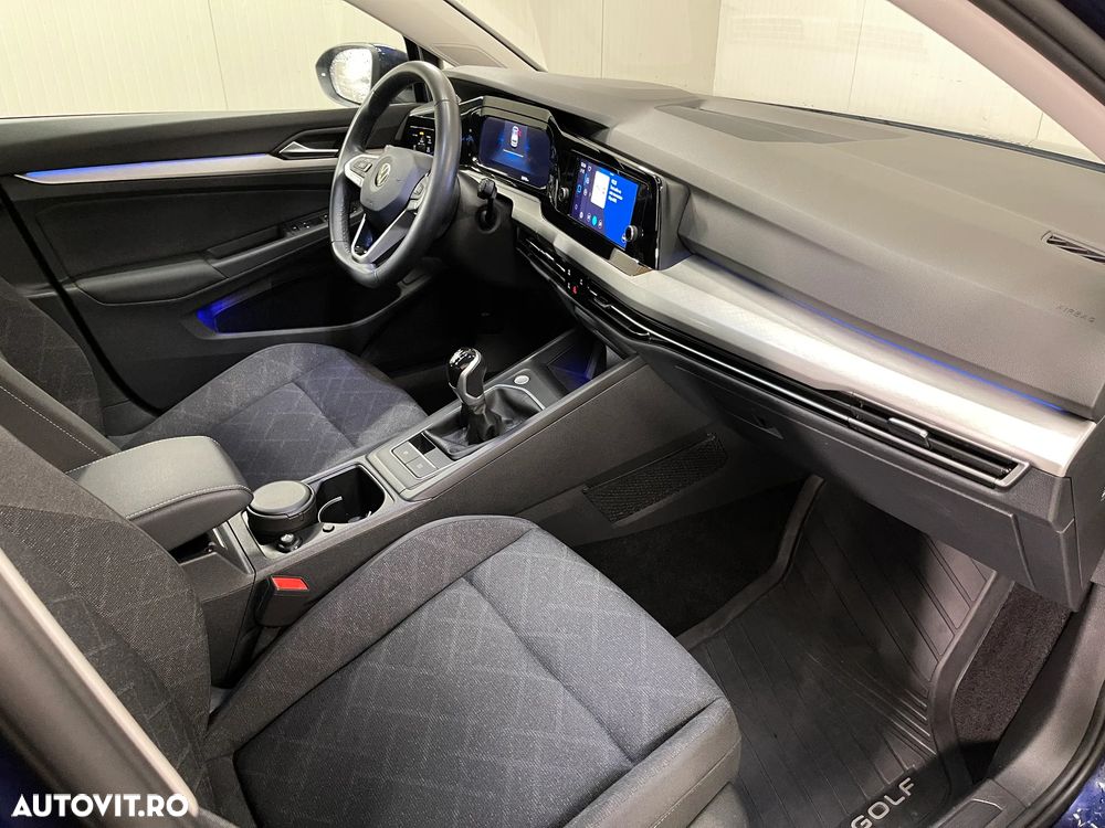 Volkswagen Golf 1.5 TSI ACT Life - 12